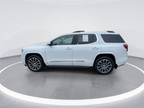 2022 GMC Acadia Denali