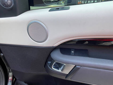 2017 Land Rover Discovery SE