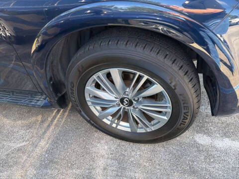 2024 Infiniti QX80 Luxe