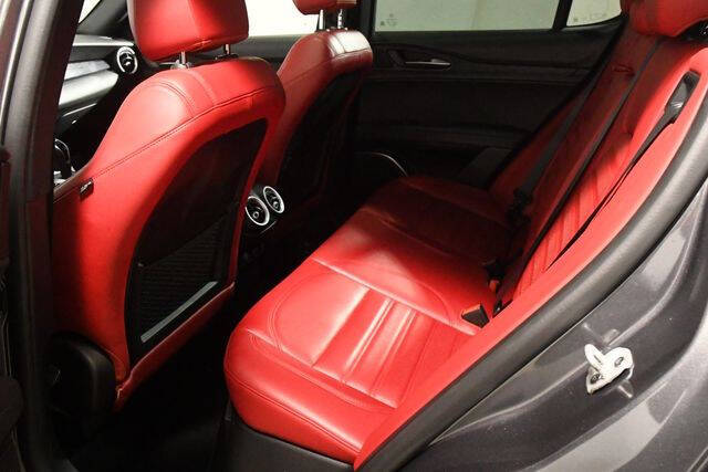 2022 Alfa Romeo Stelvio Sprint