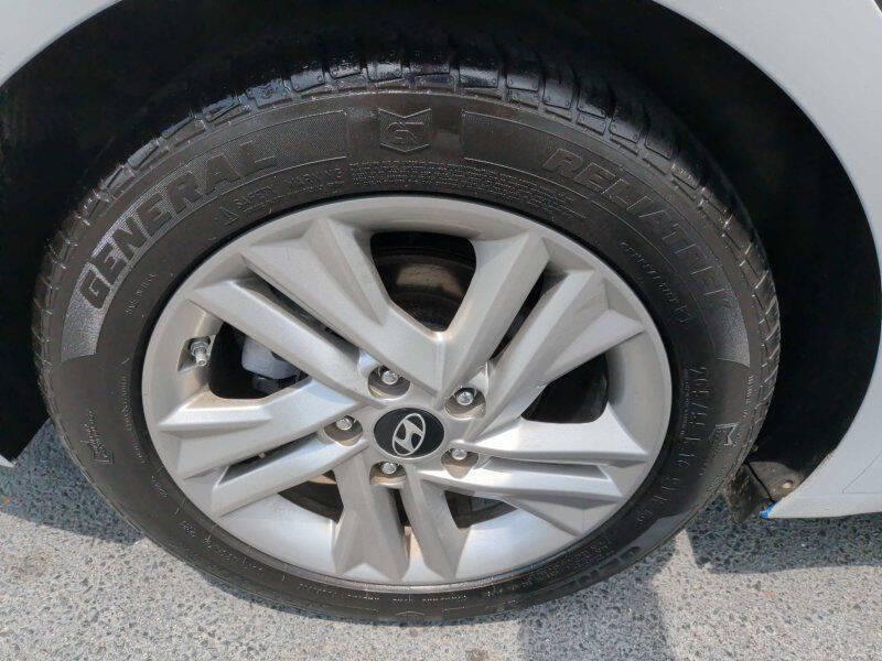 2019 Hyundai Elantra