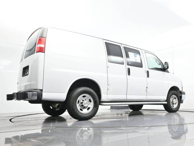2024 Chevrolet Express 2500