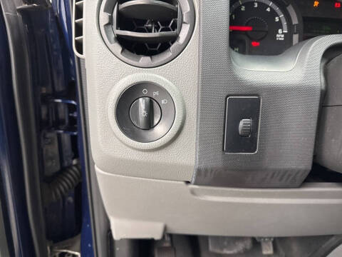 2013 Ford E-Series E-350 SD