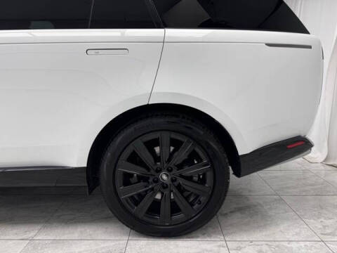 2023 Land Rover Range Rover P530 SE LWB