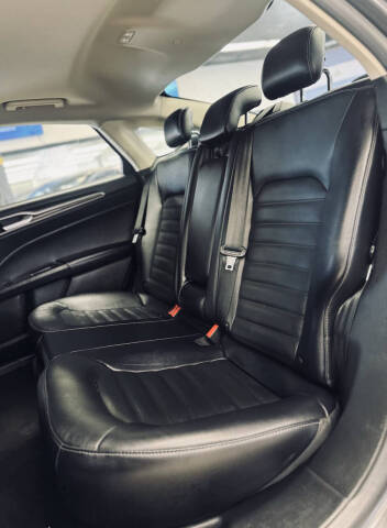 2018 Ford Fusion Energi SE Luxury