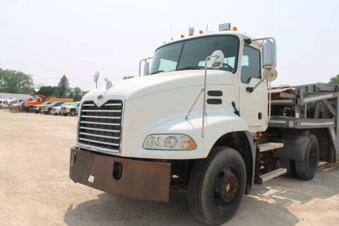 2007 Mack Vision