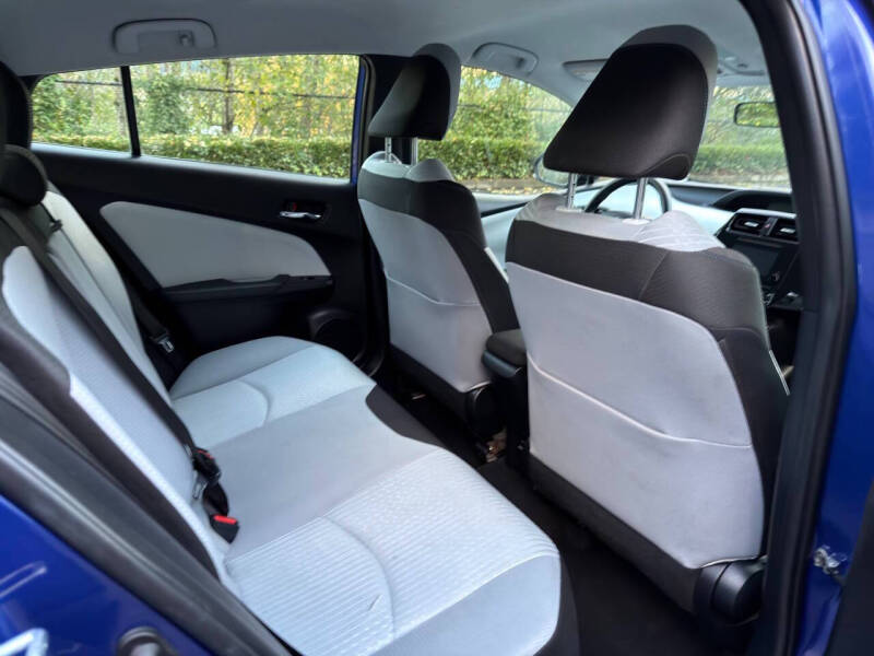 2016 Toyota Prius Two