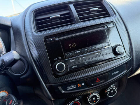 2015 Mitsubishi Outlander Sport 2.4 ES