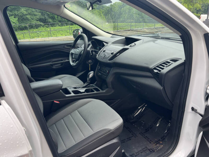 2019 Ford Escape S