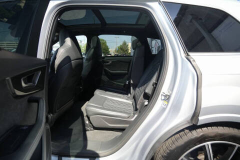 2022 Audi SQ7 4.0T quattro Premium Plus