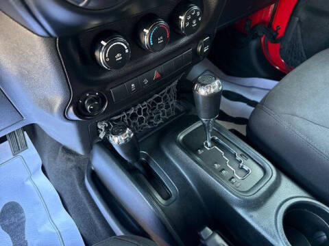 2017 Jeep Wrangler Willys Wheeler