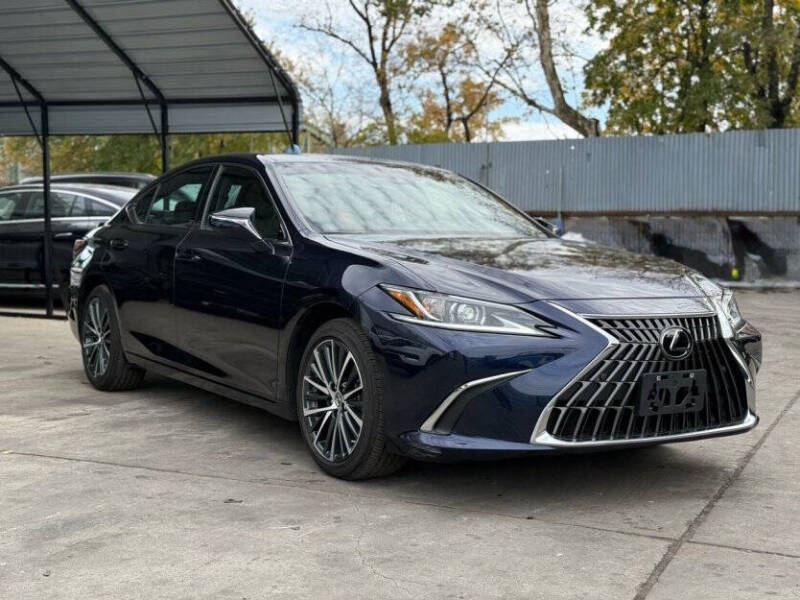 2025 Lexus ES 300h