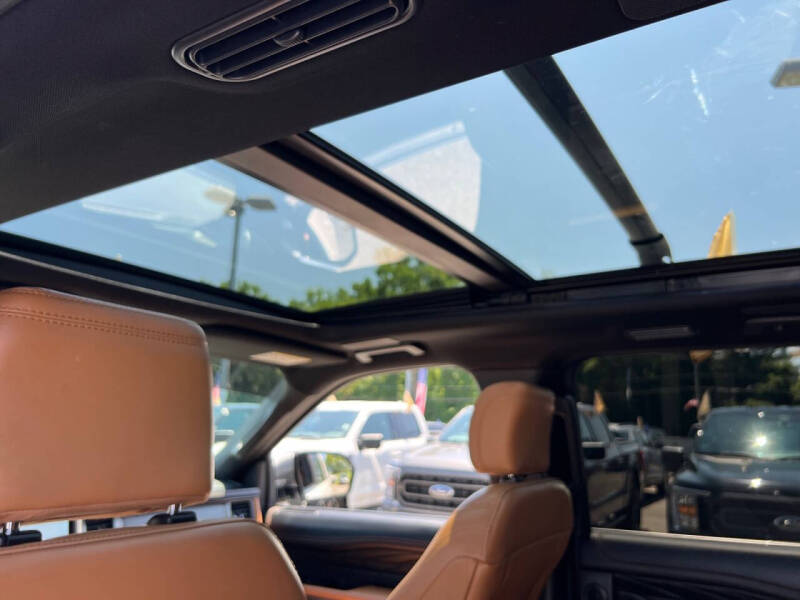 2023 Ford Expedition MAX Platinum