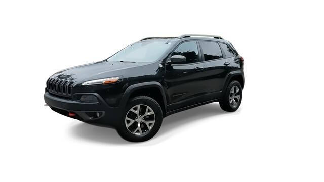 2015 Jeep Cherokee for sale at Bowman Auto Center in Clarkston, MI