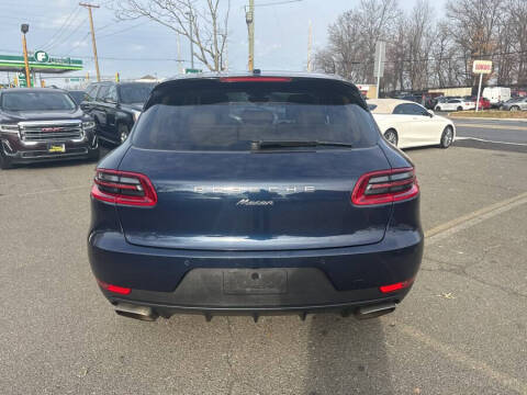 2017 Porsche Macan