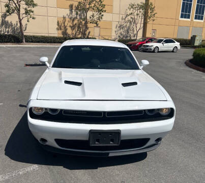 2015 Dodge Challenger SXT