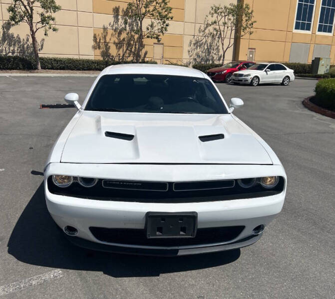 2015 Dodge Challenger SXT
