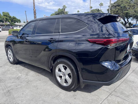 2021 Toyota Highlander L