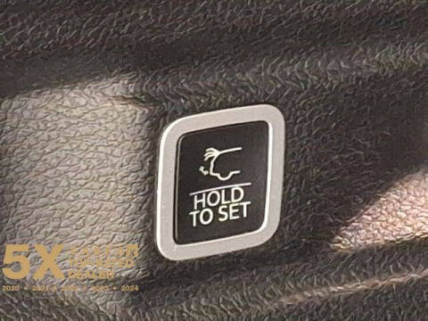 2022 Jeep Grand Cherokee L Laredo