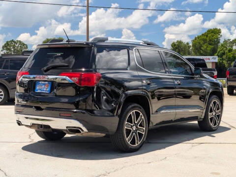 2017 GMC Acadia Denali