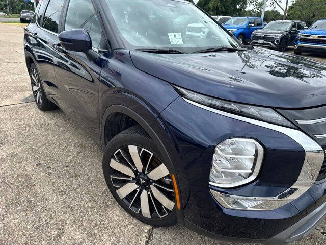 2025 Mitsubishi Outlander SE