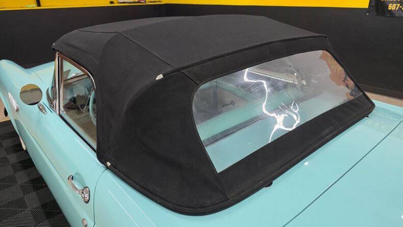 1955 Ford Thunderbird