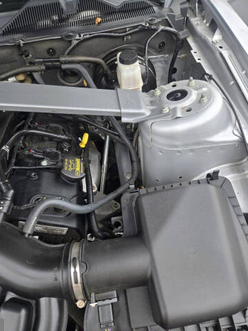 2013 Ford Mustang V6