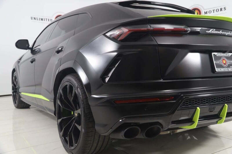 2022 Lamborghini Urus