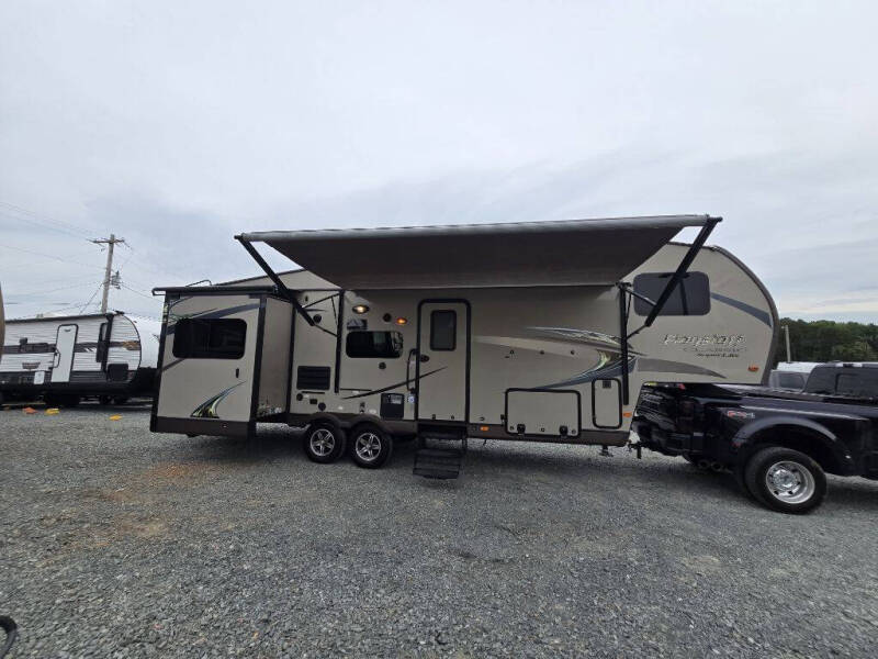 2015 Forest River FLAGSTAFF