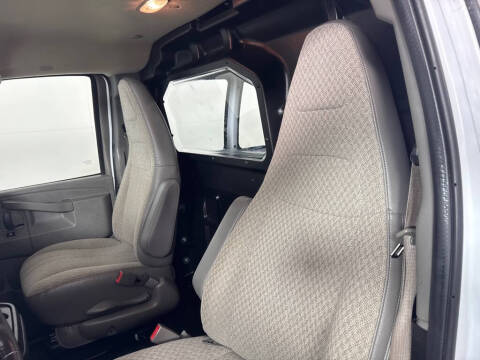 2020 Chevrolet Express 2500