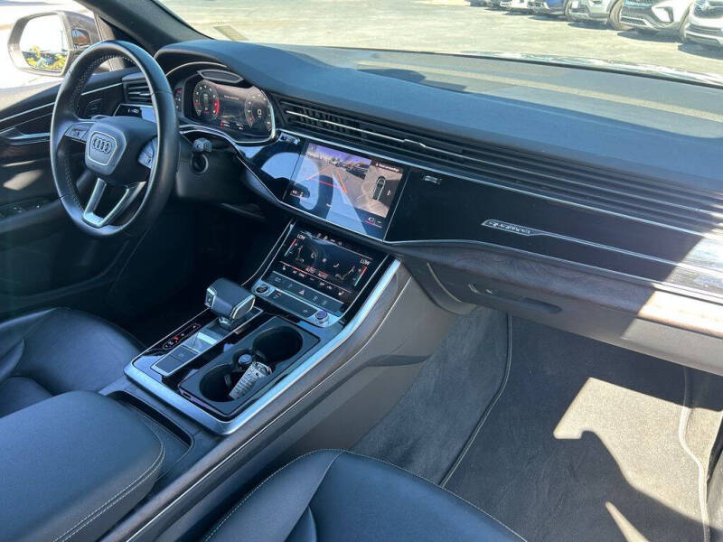 2021 Audi Q8 quattro Premium 55 TFSI