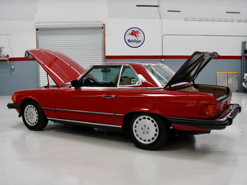 1988 Mercedes-Benz 560-Class 560 SL