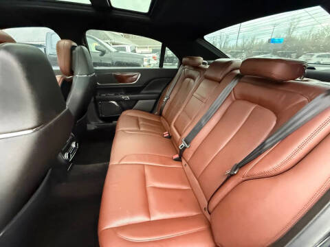 2017 Lincoln Continental Reserve