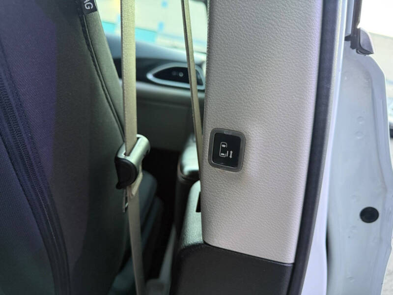 2018 Chrysler Pacifica Touring Plus