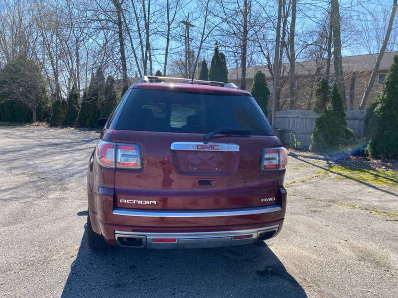 2016 GMC Acadia Denali