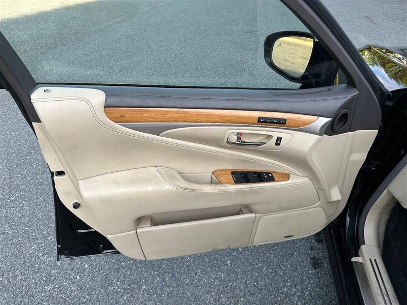 2014 Lexus LS 460