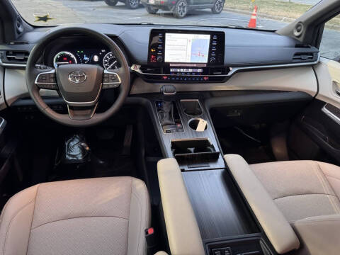 2024 Toyota Sienna Limited 7-Passenger