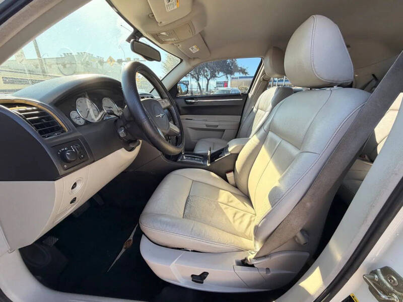 2005 Chrysler 300 Touring