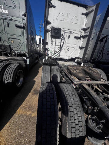 2020 Freightliner Cascadia