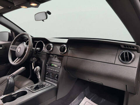 2008 Ford Mustang GT Deluxe