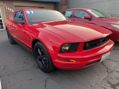 2007 Ford Mustang for sale at WILSON MOTORS in Stockton CA