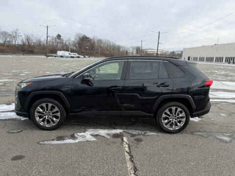 2019 Toyota RAV4 XLE Premium