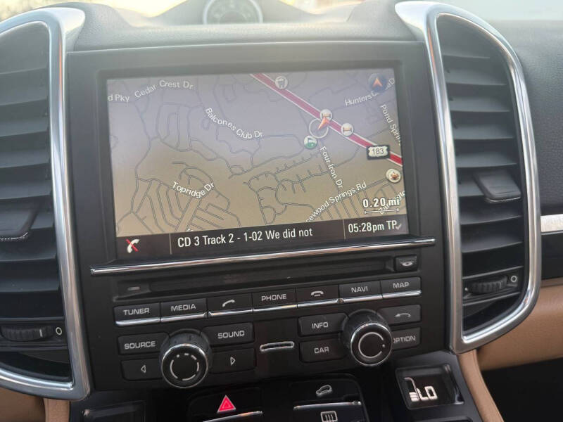 2014 Porsche Cayenne Platinum