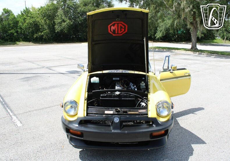 1975 MG B