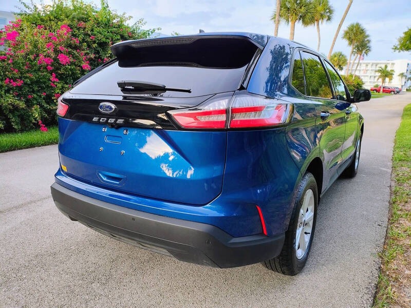 2021 Ford Edge SE