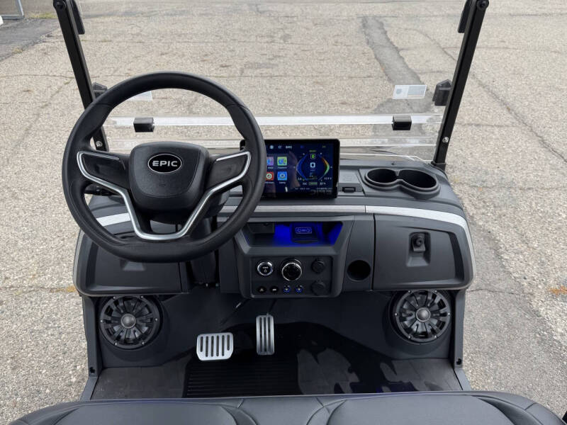 2025 Epic E40FX Lithium LSV