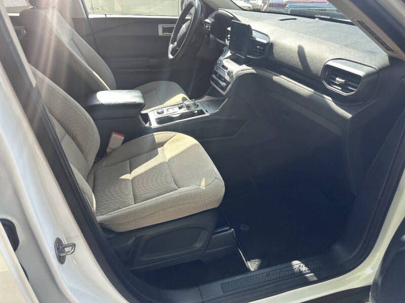 2020 Ford Explorer
