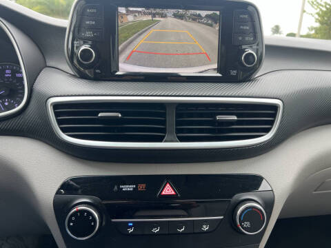 2020 Hyundai Tucson SE