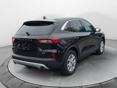 2023 Ford Escape Hybrid Active