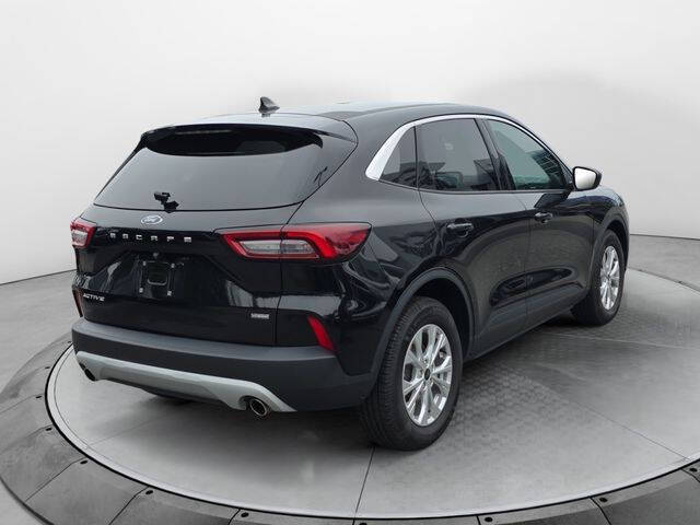 2023 Ford Escape Hybrid Active